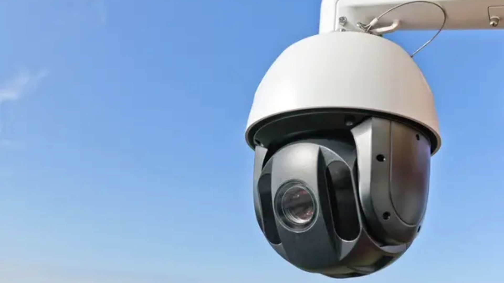 PTZ (pan-tilt-zoom) camera image